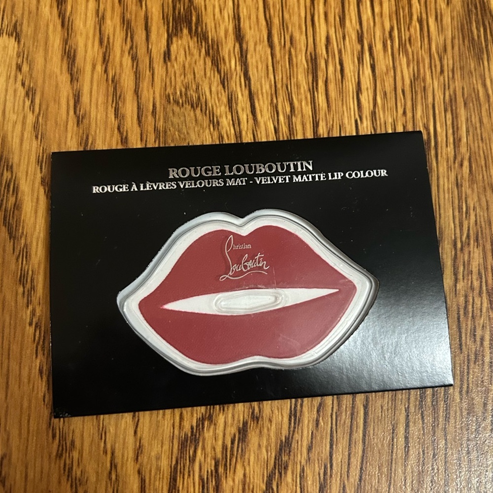 Christian Louboutin Rouge Louboutin 001M Sample